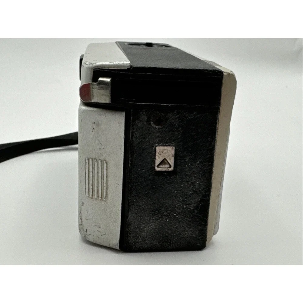 Vintage 1960's Kodak Instamatic 104 Camera - Made In USA